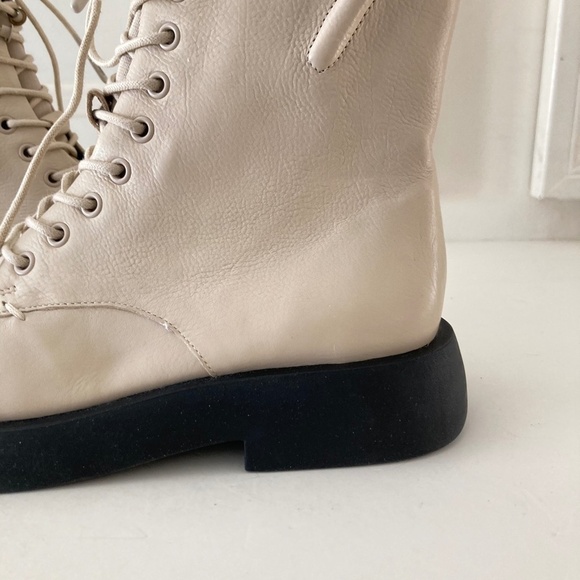 Sarto Anthropologie Ellera Ivory Leather Chelsea Boots Sz 7 - Picture 3 of 13